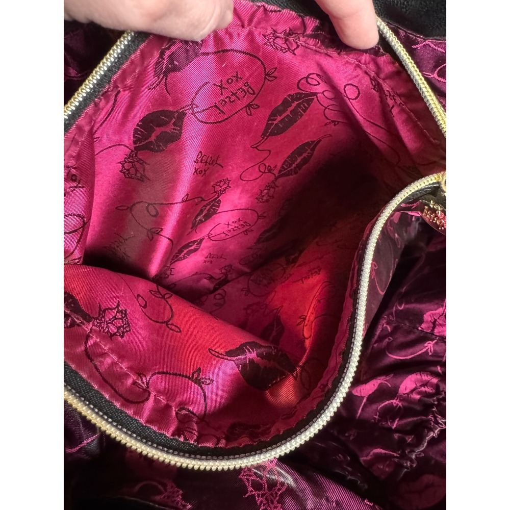 Betsey Johnson Cream Quilted Heart Tote Bag with Large Black Bow Gold Hardware - Picture 6 of 9